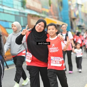 Runner Photo 8104312