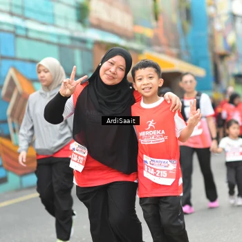 Runner Photo 8104315