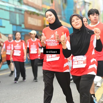 Runner Photo 8104346