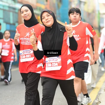 Runner Photo 8104351
