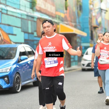 Runner Photo 8104363