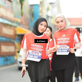 Runner Photo 8104377