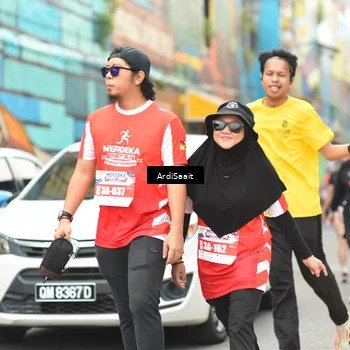 Runner Photo 8104385