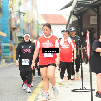 Runner Photo 8104388