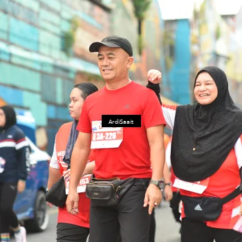Runner Photo 8104409