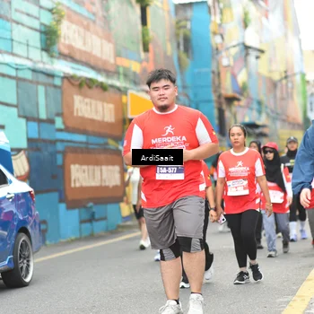Runner Photo 8104416