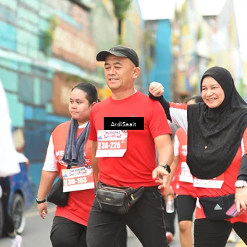 Runner Photo 8104423