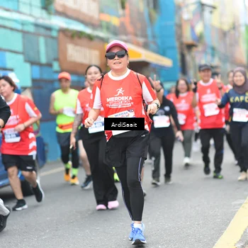 Runner Photo 8104459