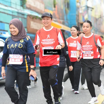 Runner Photo 8104472