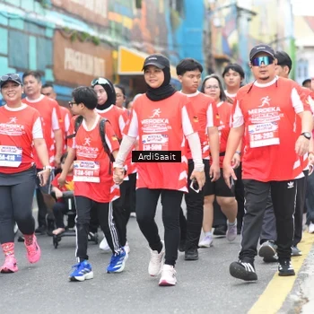 Runner Photo 8104483