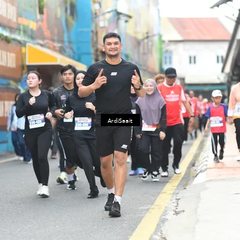 Runner Photo 8104486