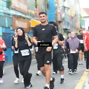 Runner Photo 8104490