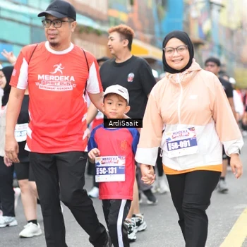 Runner Photo 8104515