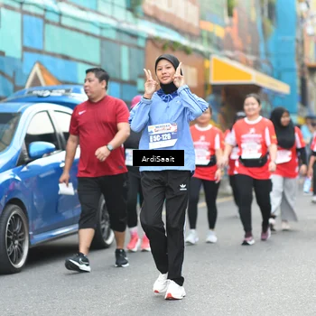 Runner Photo 8104572
