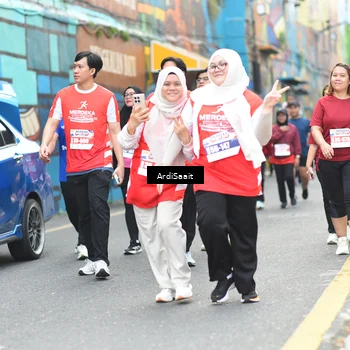 Runner Photo 8104657