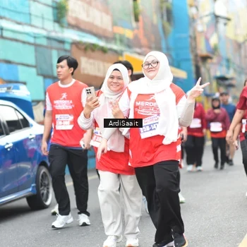 Runner Photo 8104663