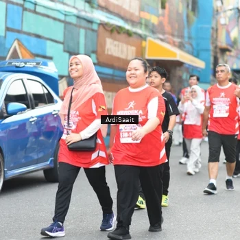 Runner Photo 8104675