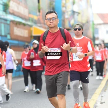 Runner Photo 8104676