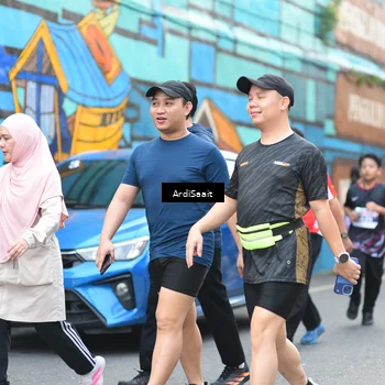 Runner Photo 8104684