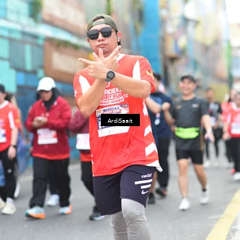 Runner Photo 8104685