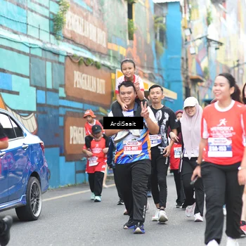 Runner Photo 8104690