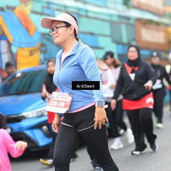 Runner Photo 8104711