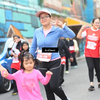 Runner Photo 8104714