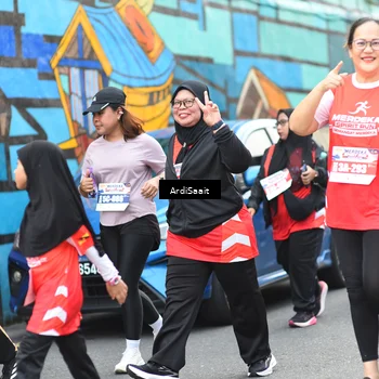 Runner Photo 8104721