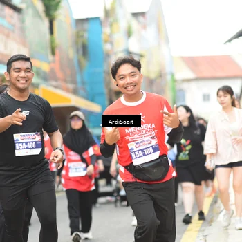 Runner Photo 8104737