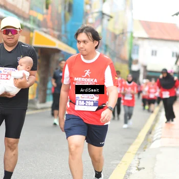 Runner Photo 8104748