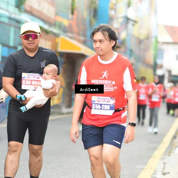 Runner Photo 8104749