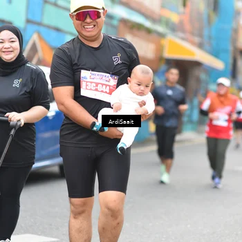 Runner Photo 8104751