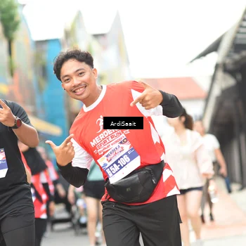 Runner Photo 8104756