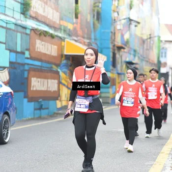Runner Photo 8104788