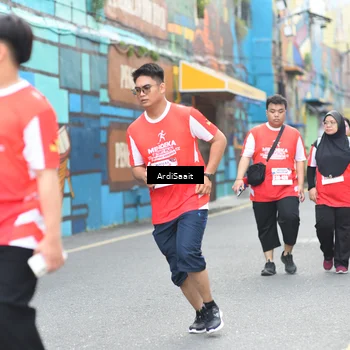 Runner Photo 8104796