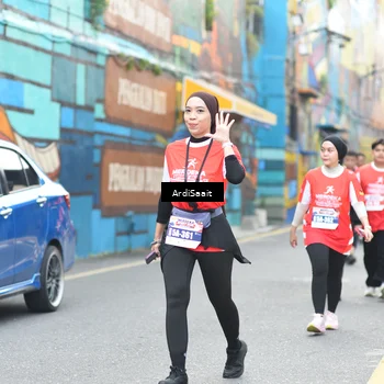 Runner Photo 8104803