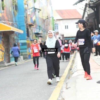 Runner Photo 8104807