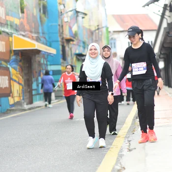 Runner Photo 8104811