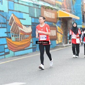 Runner Photo 8104821