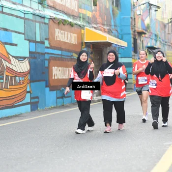 Runner Photo 8104824