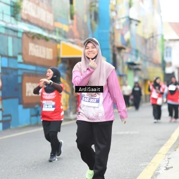 Runner Photo 8104831