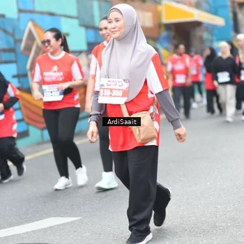 Runner Photo 8104855
