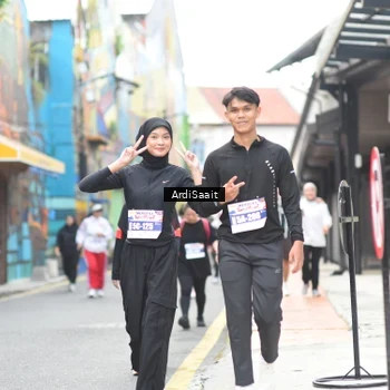 Runner Photo 8104896