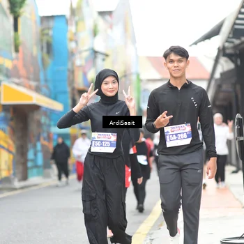 Runner Photo 8104899
