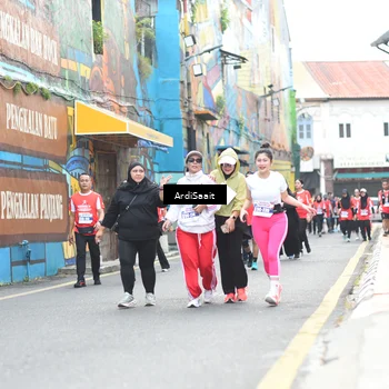 Runner Photo 8104907