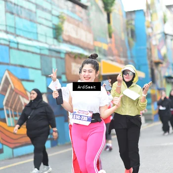 Runner Photo 8104912