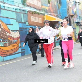 Runner Photo 8104924