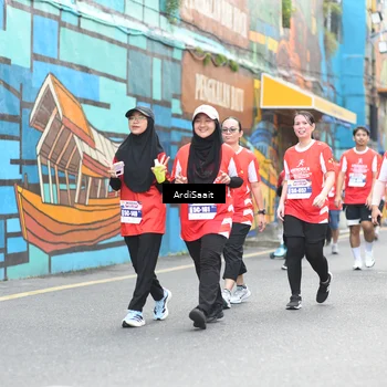 Runner Photo 8104942