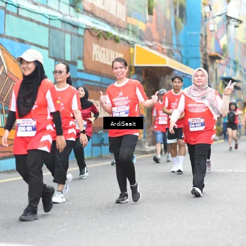 Runner Photo 8104946