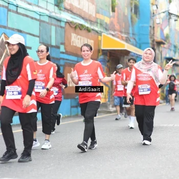 Runner Photo 8104950